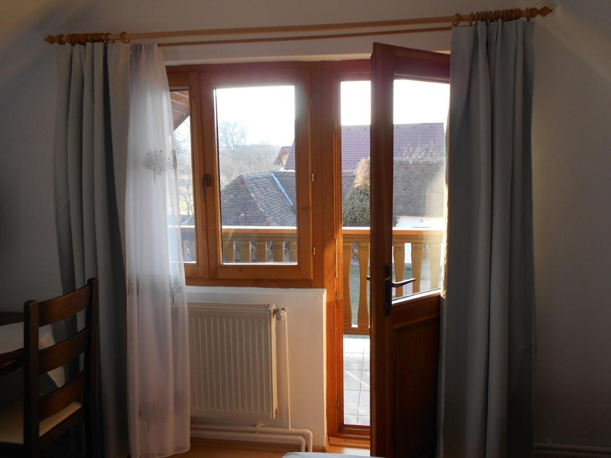 Casa Rudi & Ella Hotel Sălişte Bagian luar foto