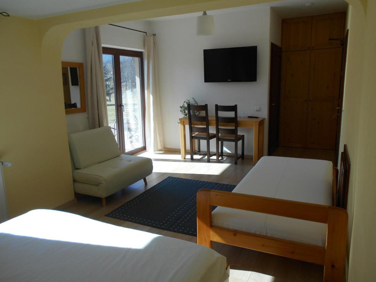 Casa Rudi & Ella Hotel Sălişte Bagian luar foto